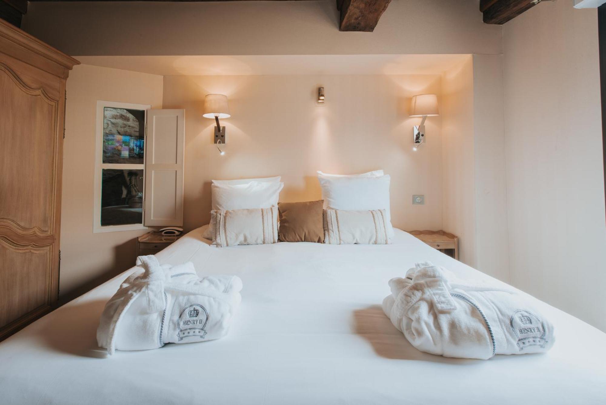 Hotel Henry II Beaune Centre Exterior foto